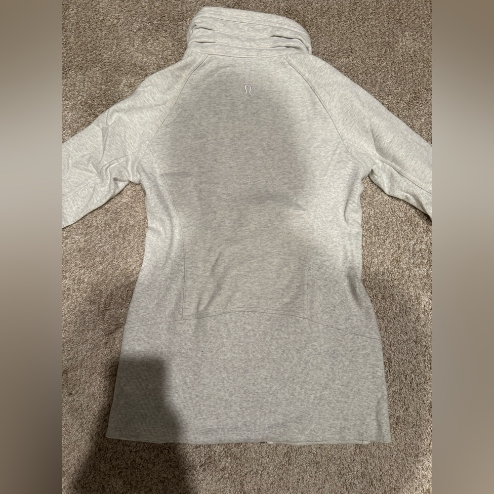 lululemon athletica Light Gray Zip-Up Jacket - Picture 3 of 6